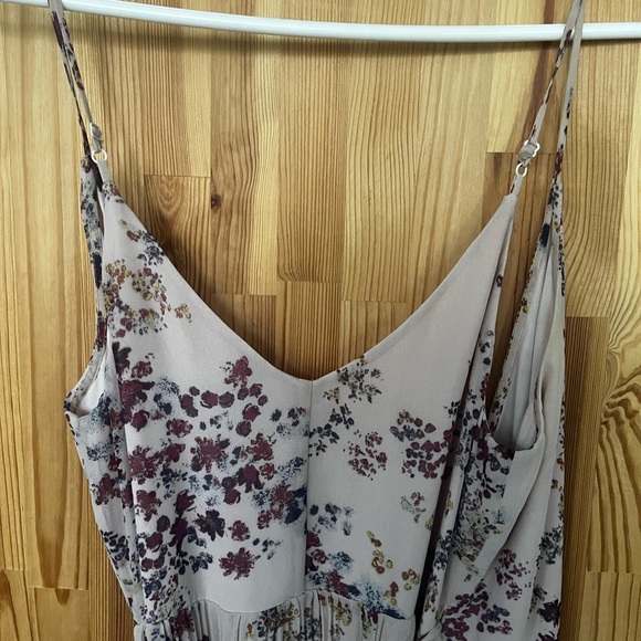 Aritzia Wilfred Beaune light pink floral wrap midi dress (size XS) - Picture 7 of 11
